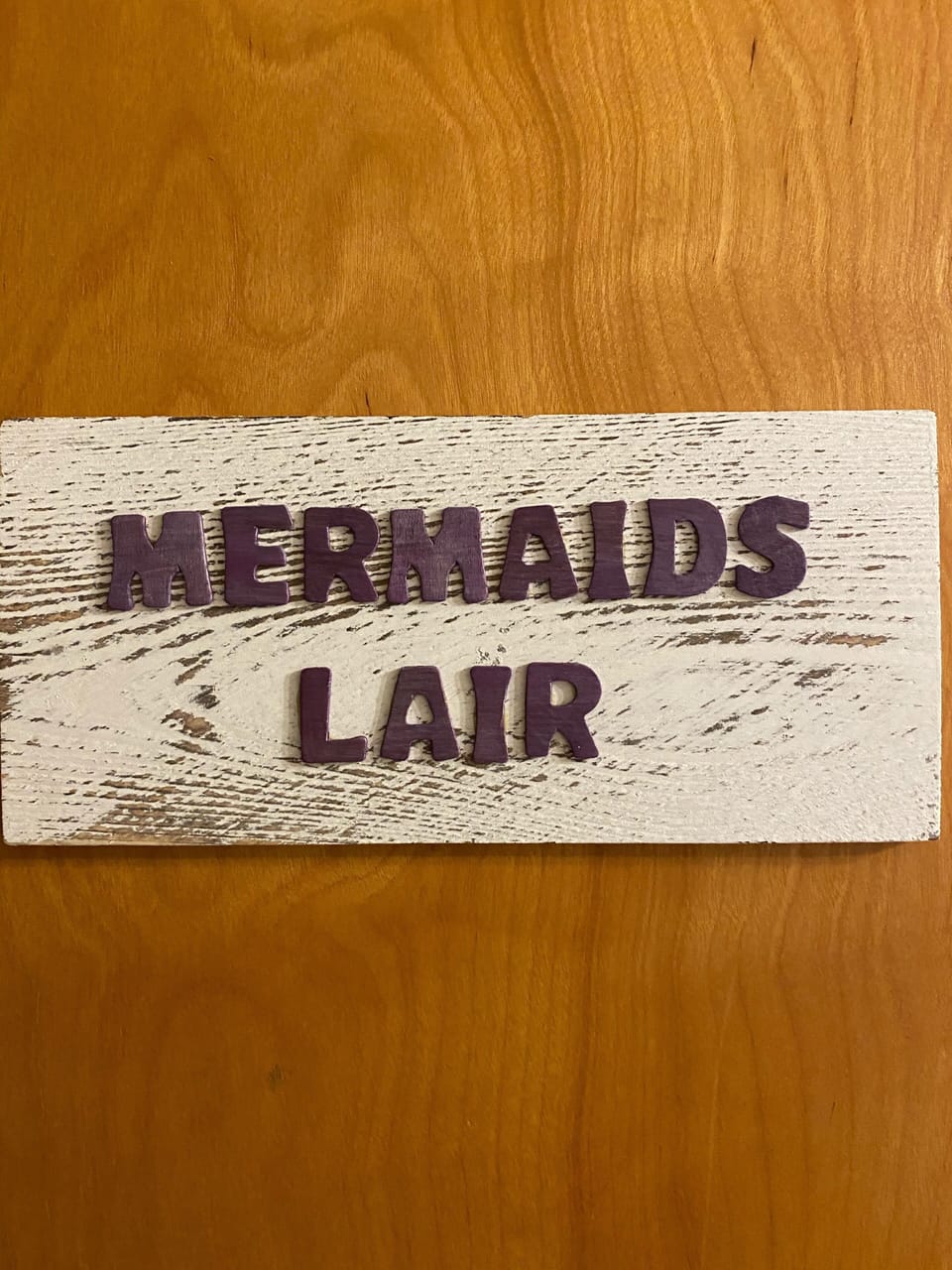 2nd floor Mermaids Lair Master King En Suite