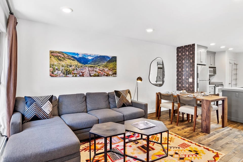 Open concept family/dining and kitchen living allowing full interaction while hanging out.