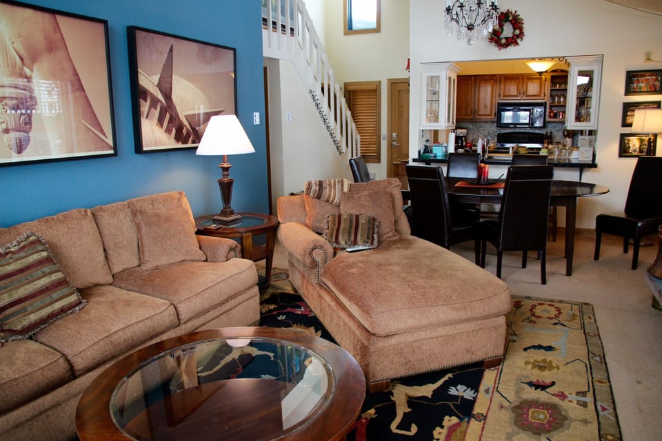 Living Room, Dining to Kitchen