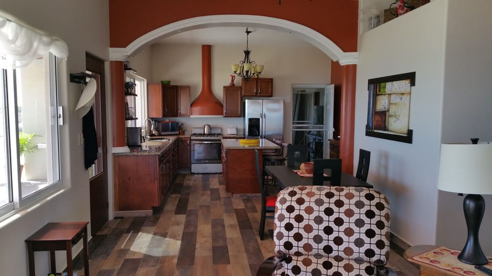 Fully appointed kitchen