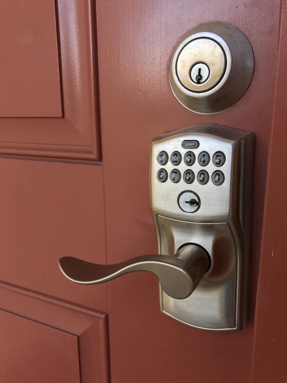 Key code access. 24/7 Entry.