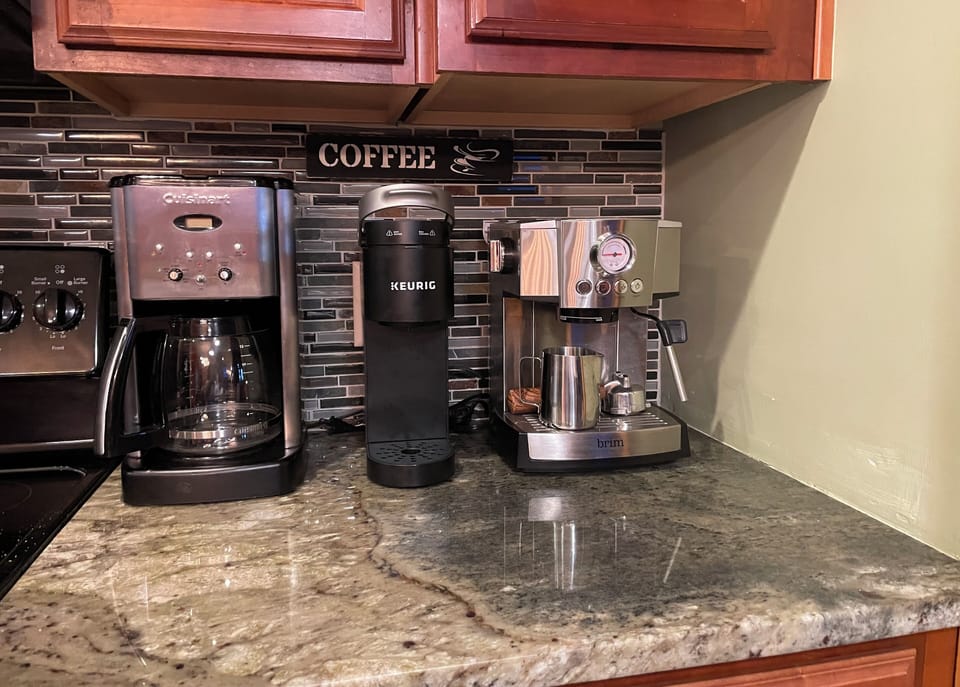 Drip coffee maker, Keurig, espresso machine