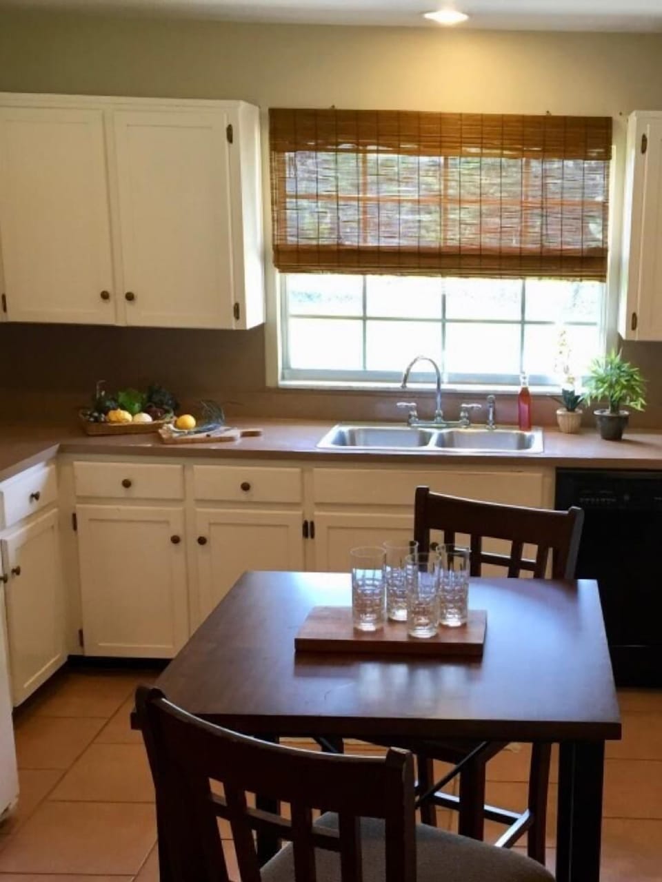 Large Kitchen with Double Sink