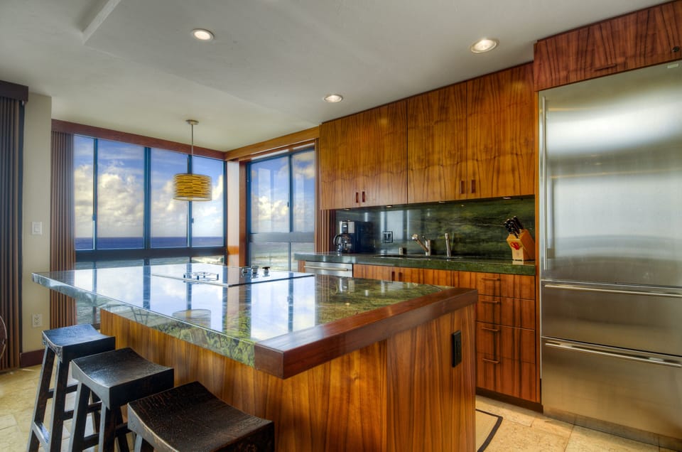 Toyabrown Penthouse Kitchen
