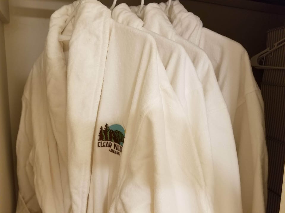 Bathroom amenities