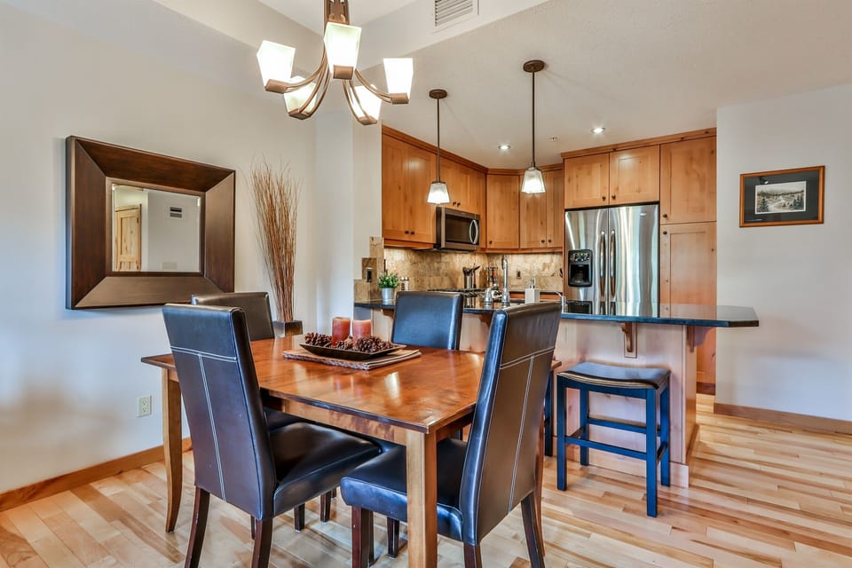 Dining Table - seating for 4