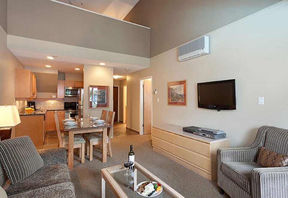 Open plan living, dining and kitchen area
