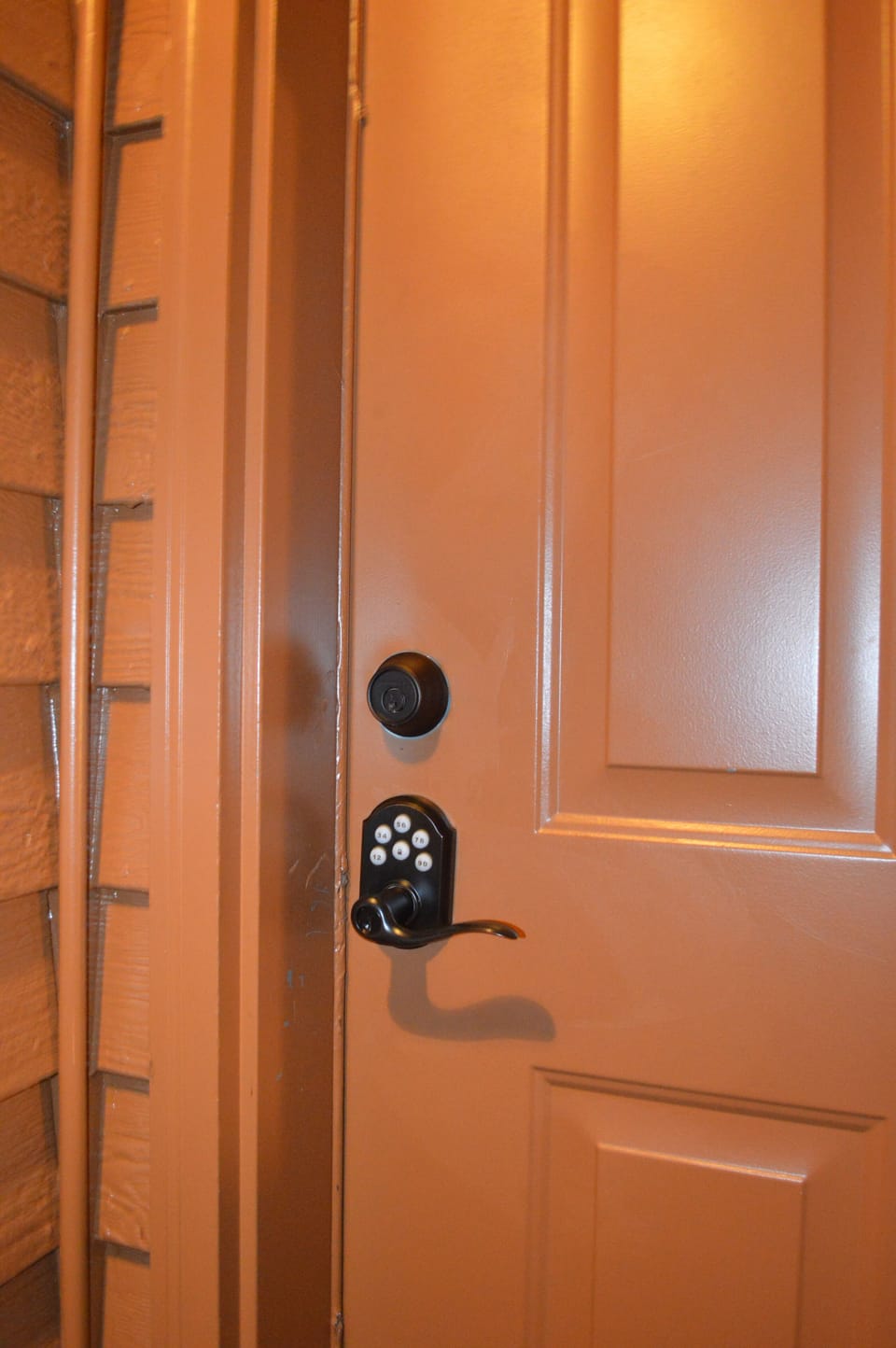 The door code is on the door handle 