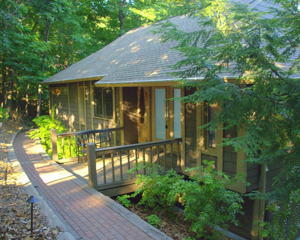 Our Mountain Retreat from the driveway