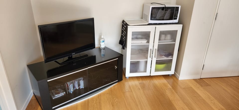 Smart TV and Kitchen utensils in the lounge