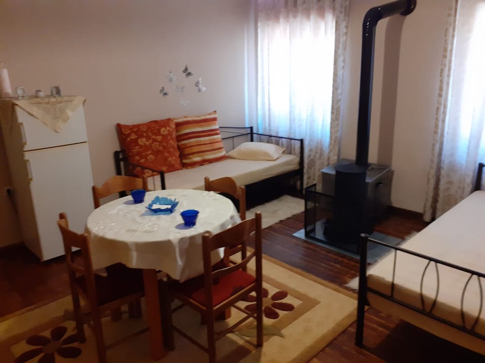 Cousine/bedroom