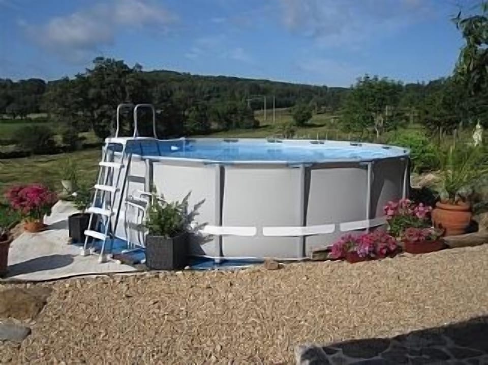 Private pool