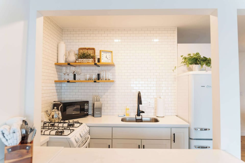 Additional prep and coffee space for your convenience.