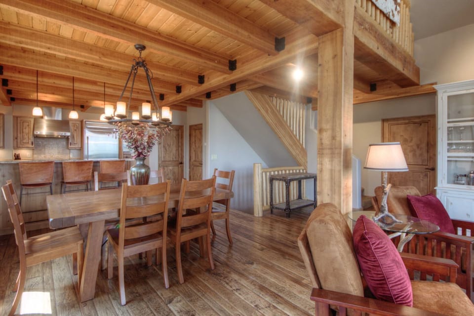 Dining for 6+ bar seating at counter - open to large living room & views