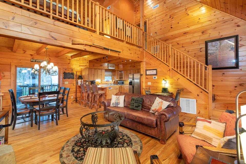 Open Great Room with Vaulted Ceilings