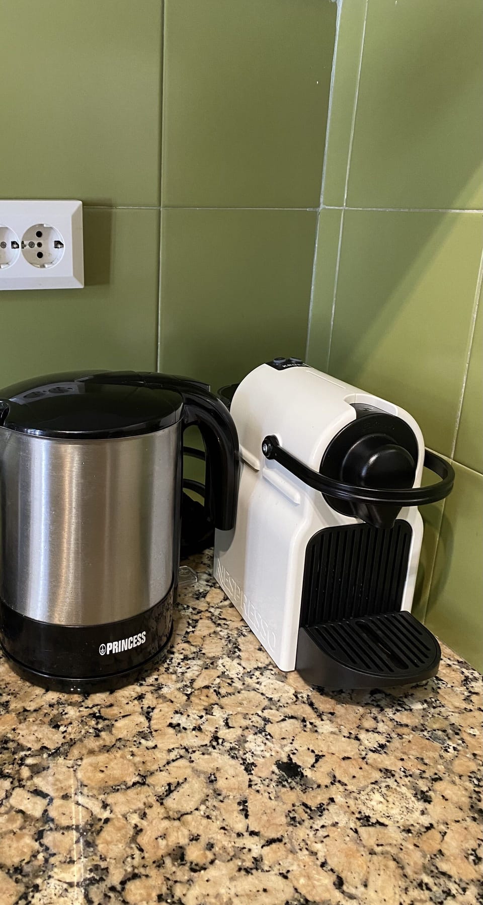 Nespresso machine 