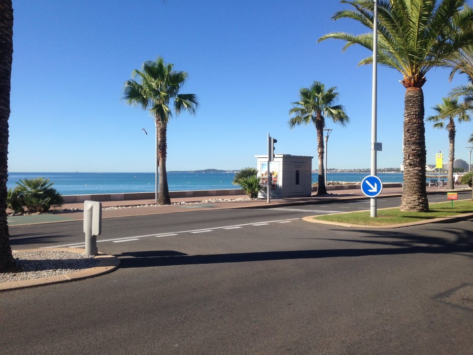 PROMO F2 GROUND FLOOR AIR-CONDITIONED HOUSE BY THE SEA For 4 People Apartment in Cagnes-sur-Mer