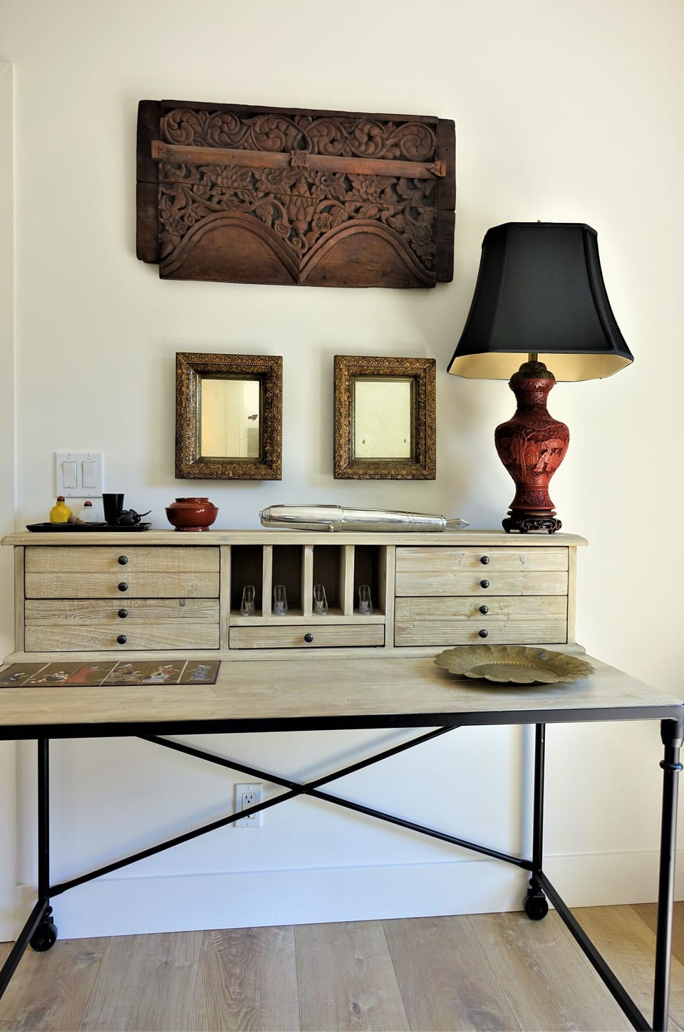 Side desk