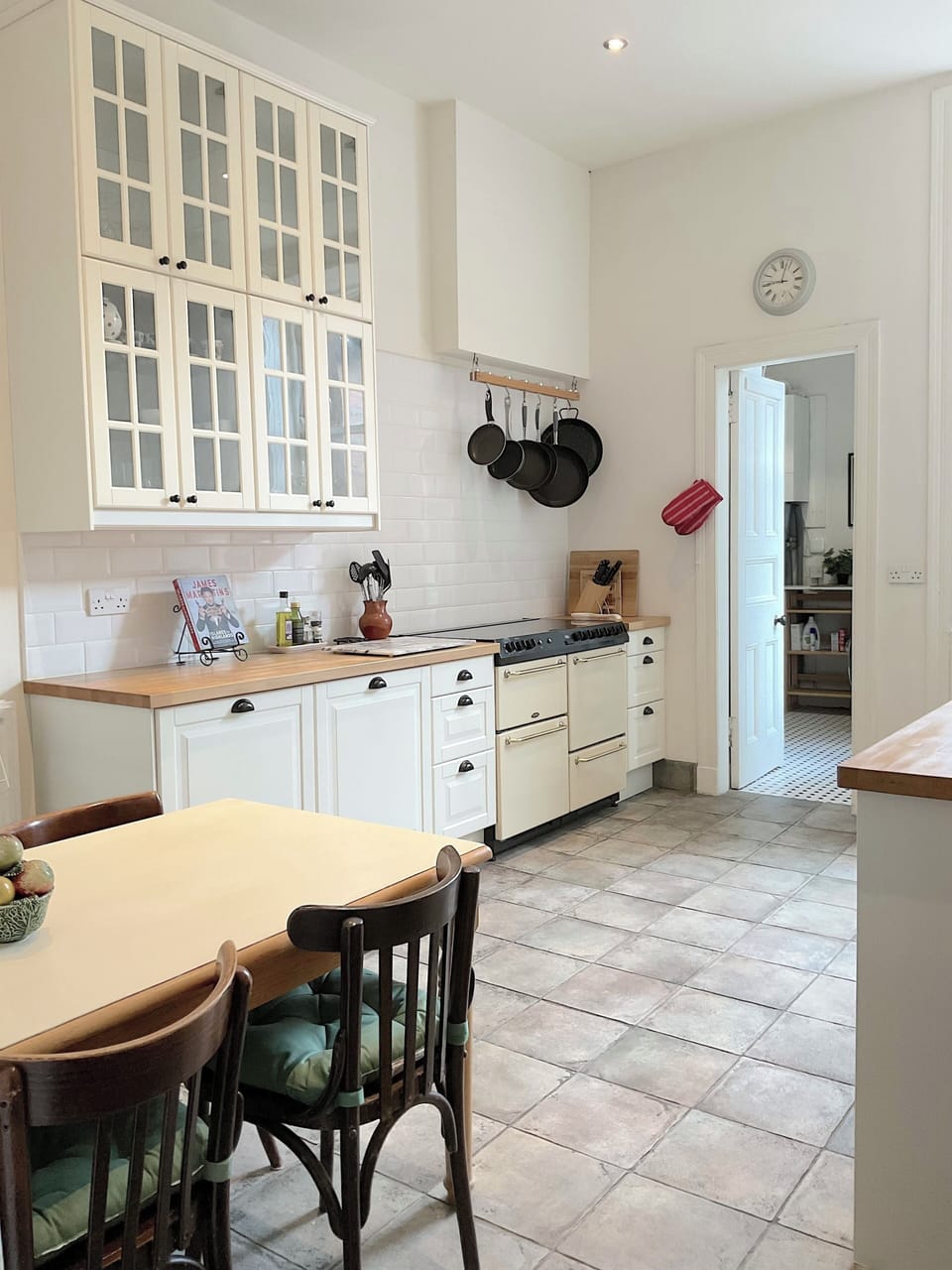 Chef's kitchen