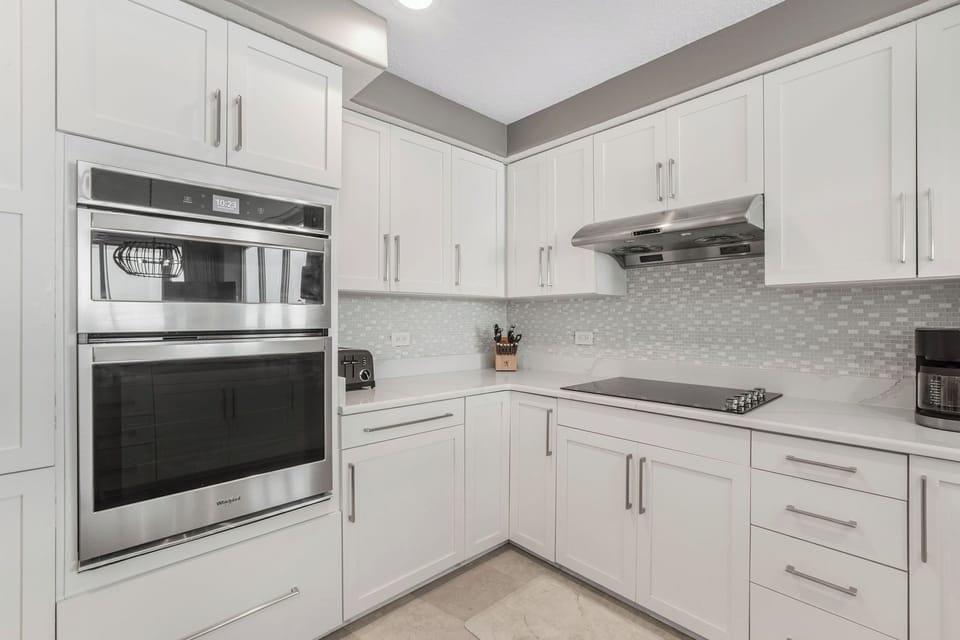 Brand new upgrades and fully stocked for all your culinary needs! 
