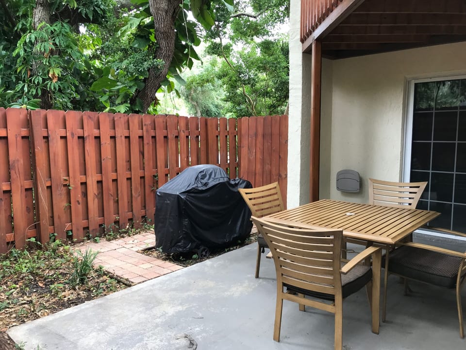 Private Courtyard