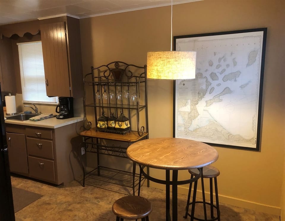 Eat In Area in Kitchen