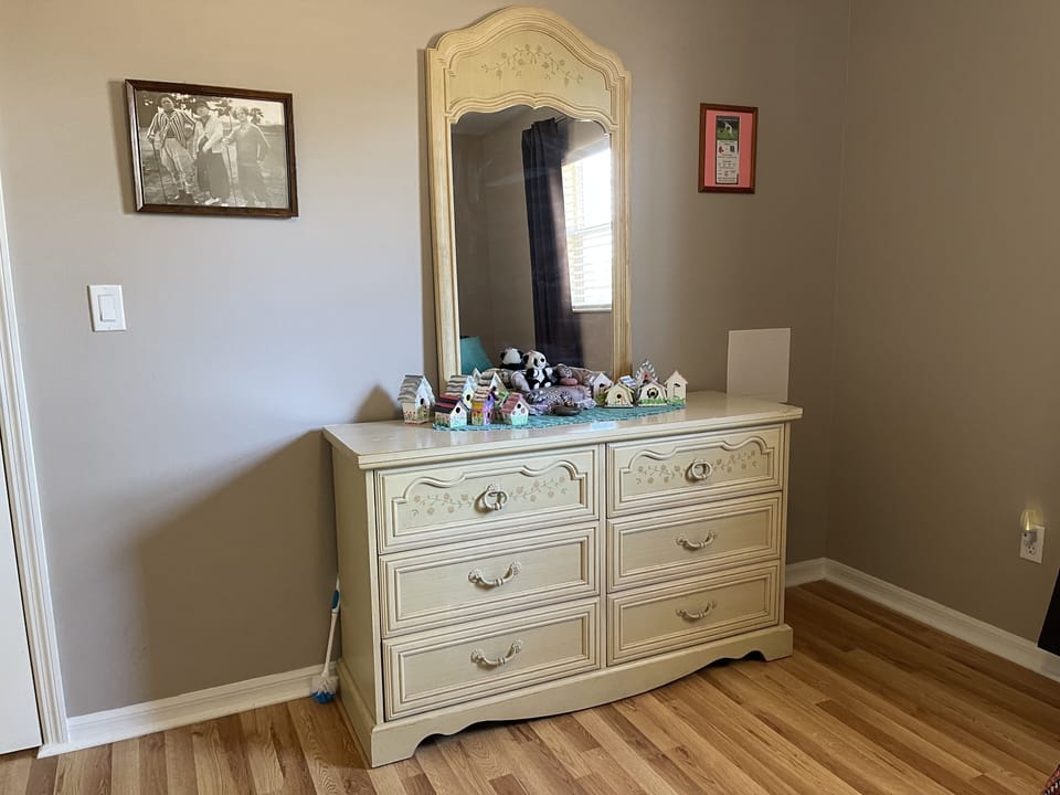 Twin Bed Dresser