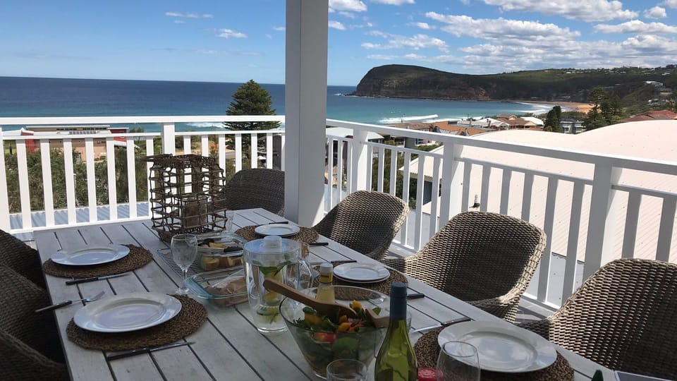 Entertain in style, dine on the balcony, spot a whale, enjoy breathtaking views.