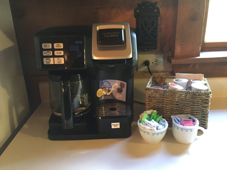 Coffee maker, uses grounds or K-Cups