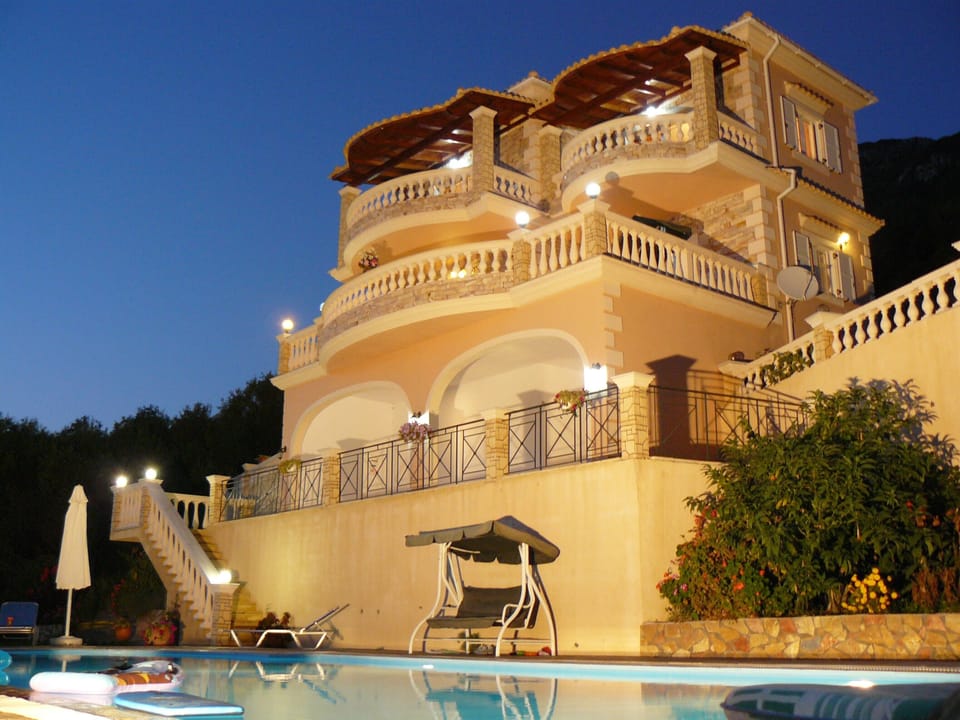 Villa Panoramic (outside)