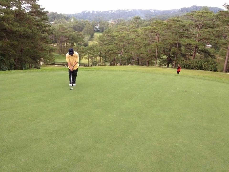 Baguio Country Club Green No. 5.