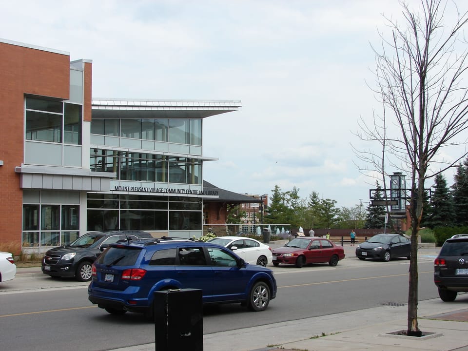 Brampton, Mount Pleasant Square