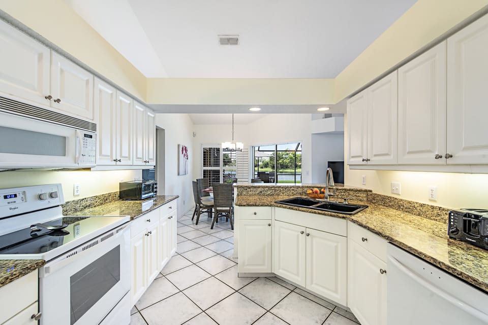 Fully loaded marble counter top kitchen with new appliances