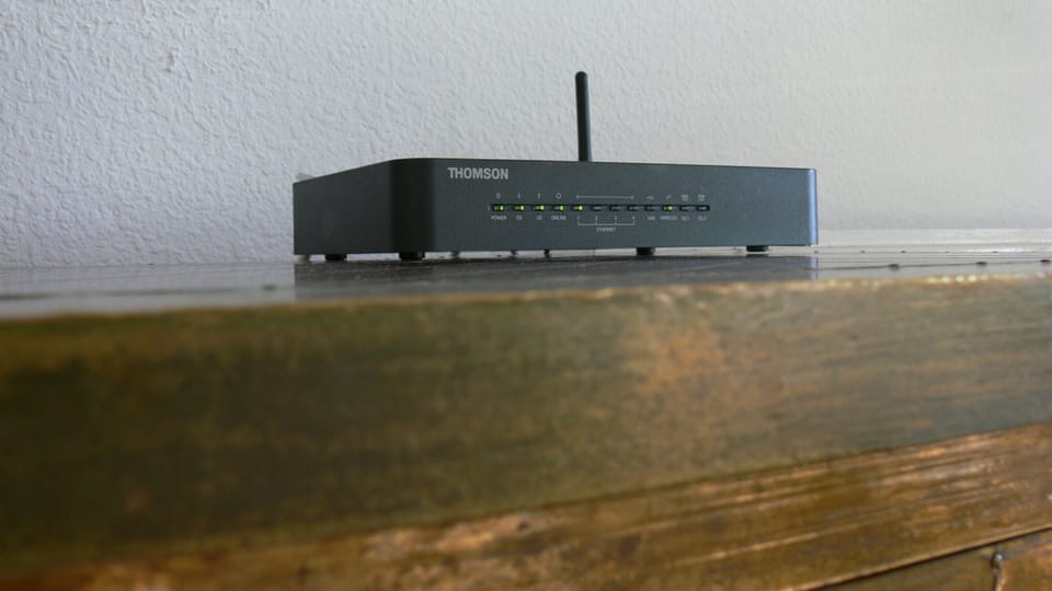 Fibre optic WIFI router