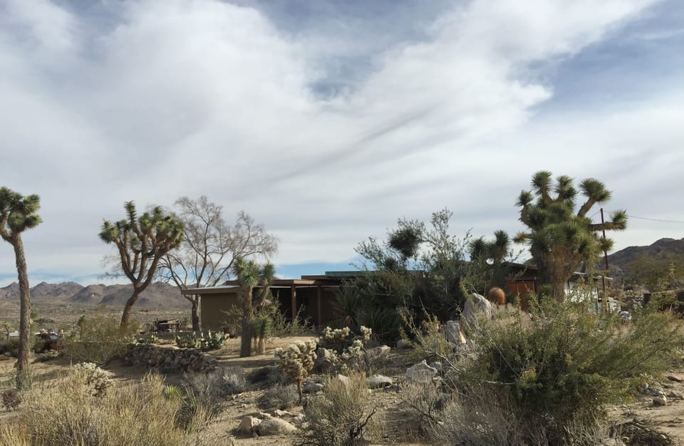 Atomic "T" Ranch with views of the National Park
