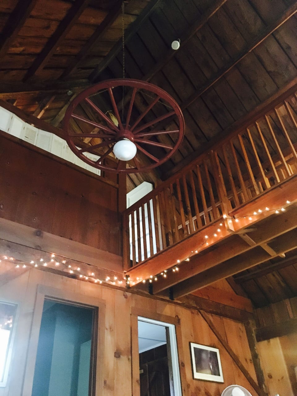 Yup, that's a real wagon wheel