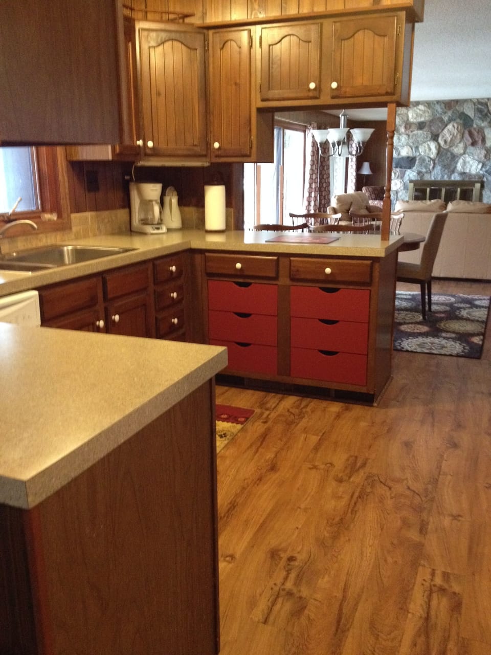 Fully equipped kitchen.