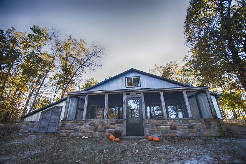 Front of Cabin


Photo Credit: http://jenniferlinders.com/
