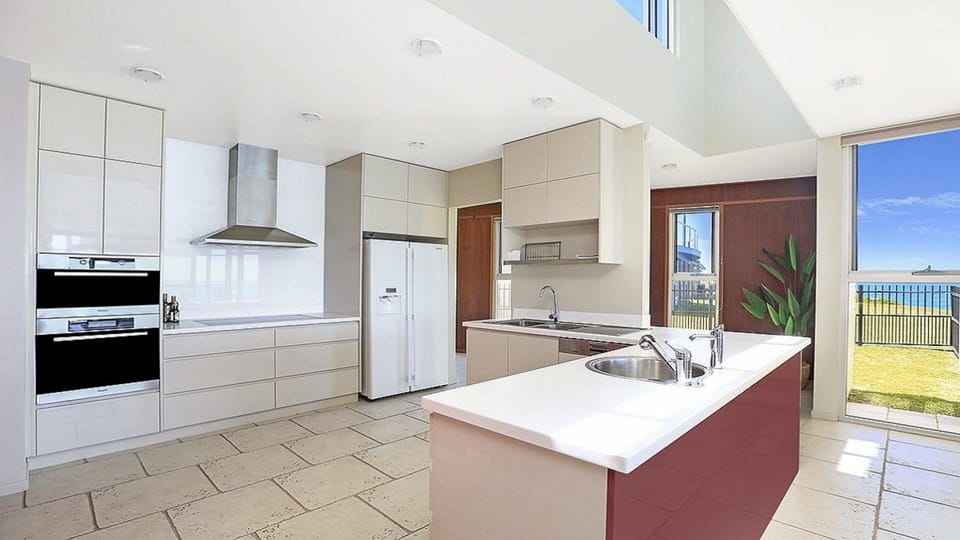 Albatross | Kitchen | Dishwasher | Oven | Stove | Fully equipped