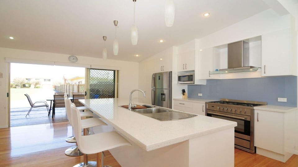 Pacific Views | Chef's Kitchen