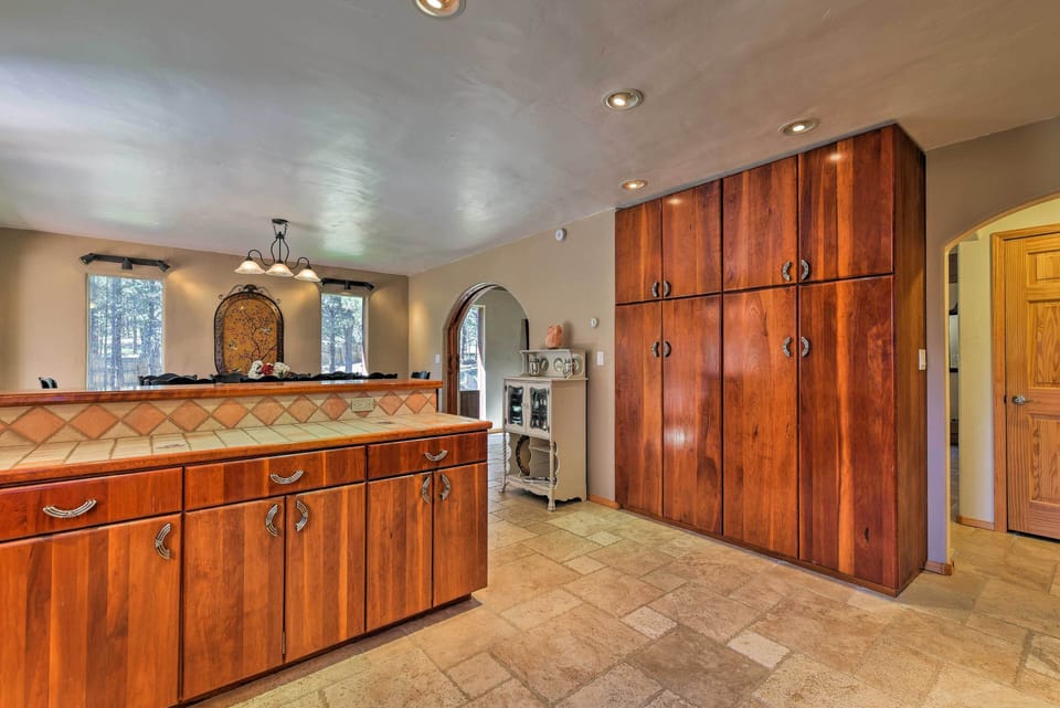 Wraparound counters make it easy to chat with your group while you cook.