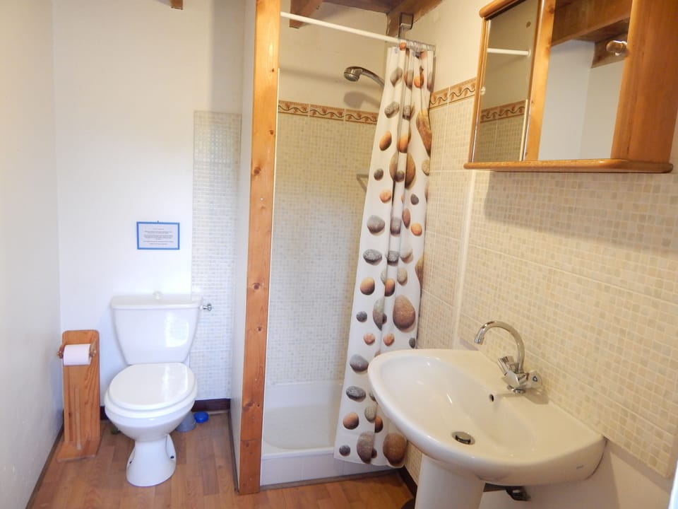 En suite shower room