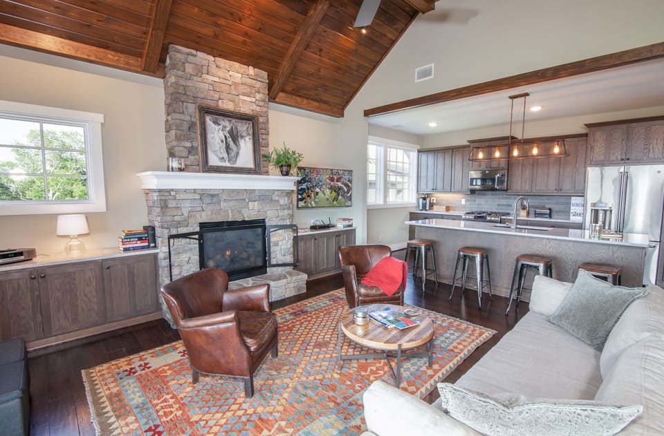 Comfy Linen Sofa and Leather Armchairs in Great Room