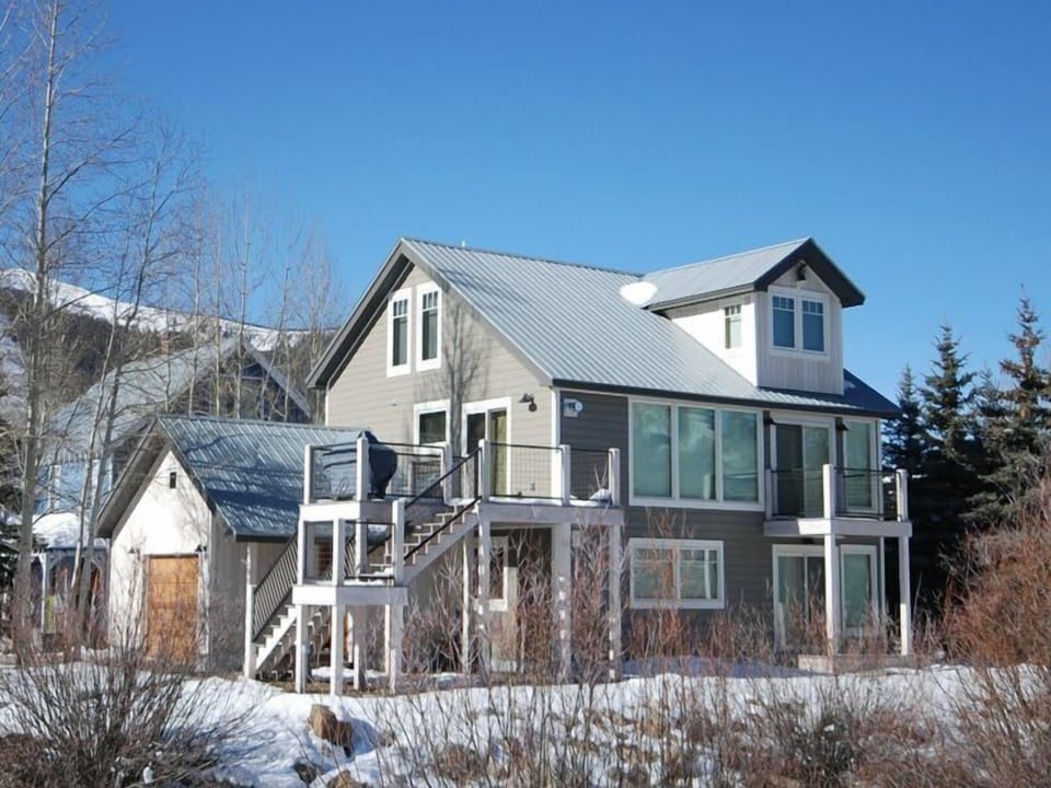 Teocalli Creekside...Private Oasis