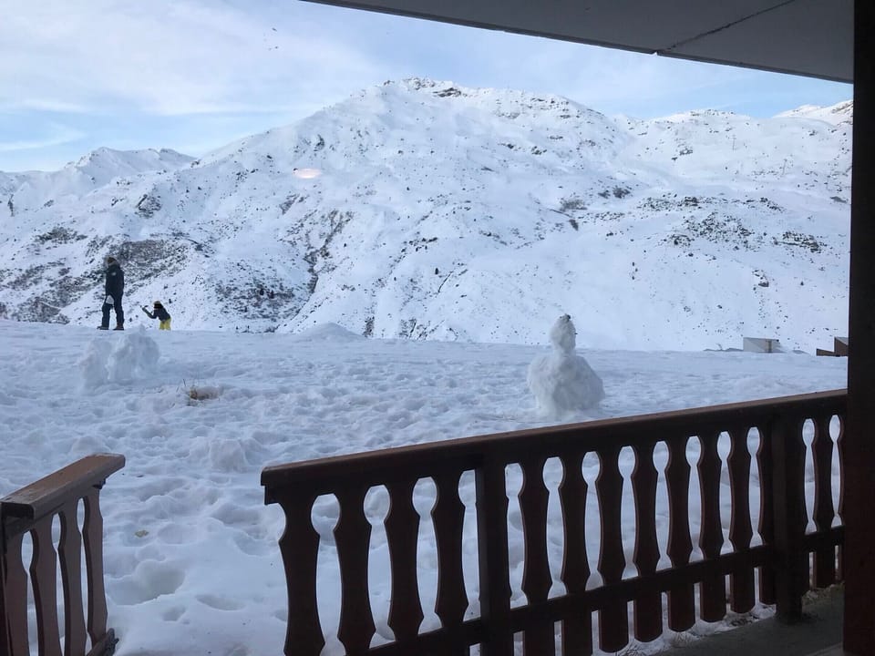 Snow and ski sports