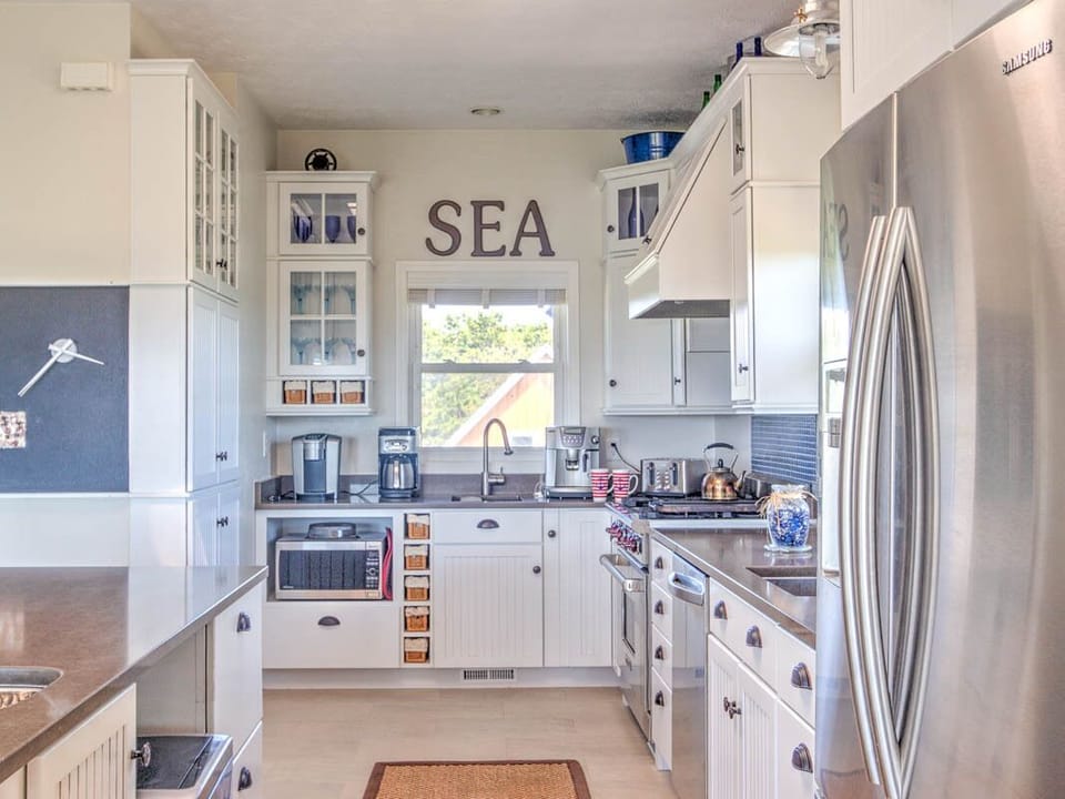 The kitchen is fully stocked for all your cooking needs