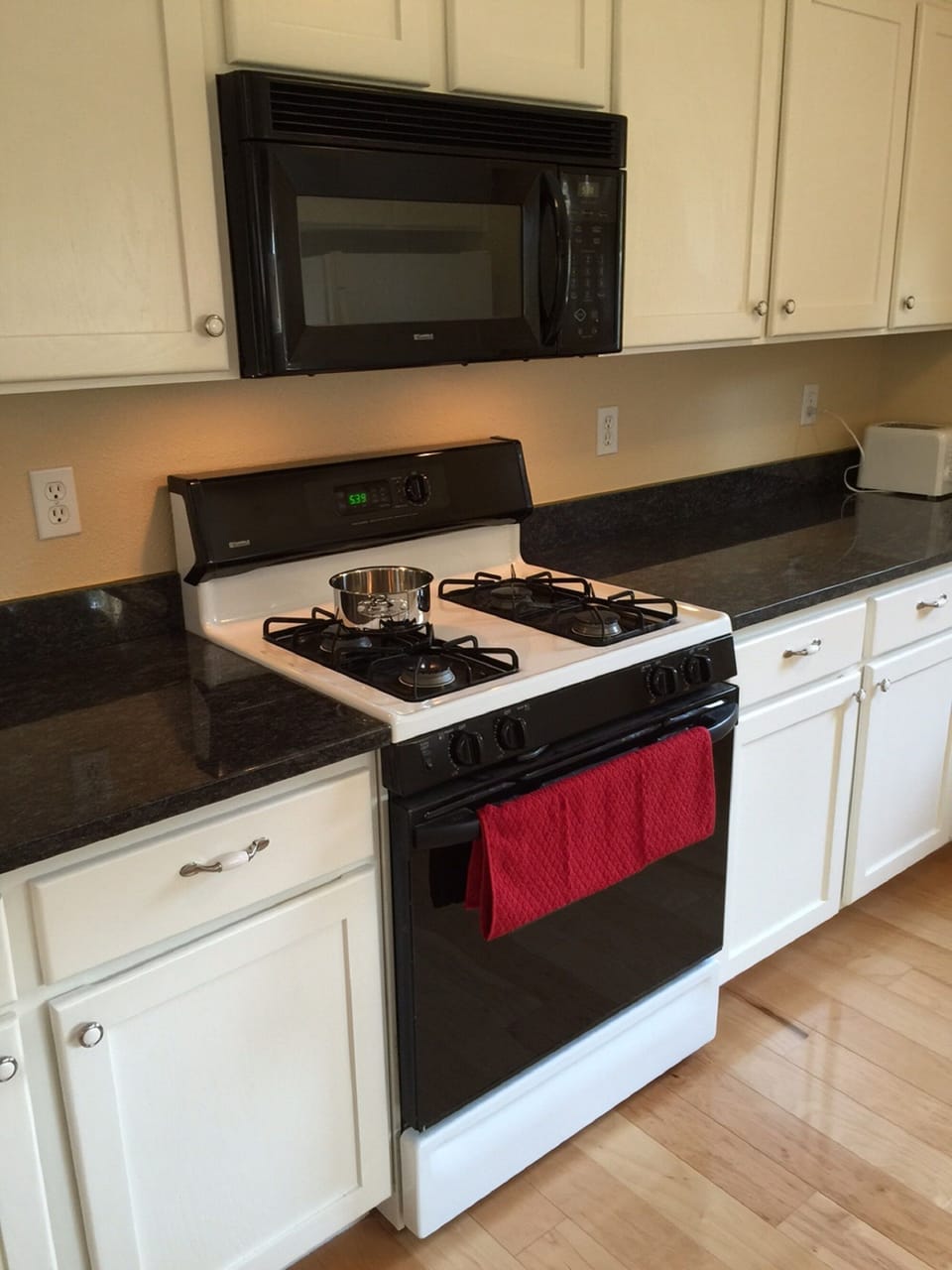 A look at the kitchen