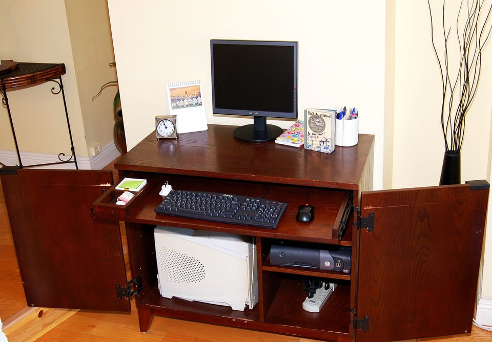 Mini-office- Computer with printer for your needs. 