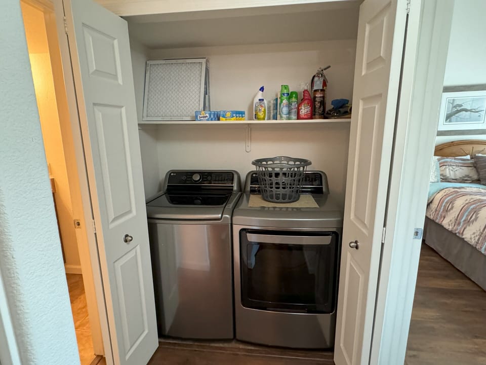 Washer & Dryer