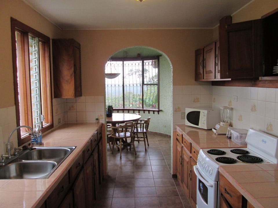 Well equipped kitchen